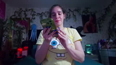 Snapshot of elizabeth77_ chatting on 10/18/25, 09:59 Elizabeth online show from 10/18/25, 09:59