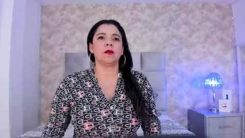 Elizabeth online show from 01/18/25, 08:51