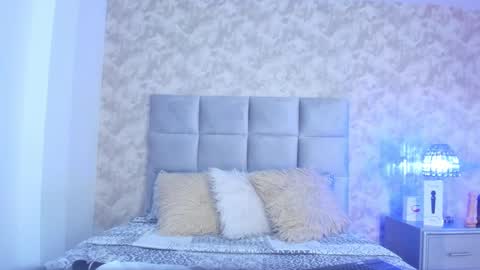 Elizabeth online show from 02/03/25, 09:29