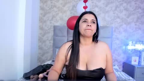 Elizabeth online show from 03/02/25, 12:42