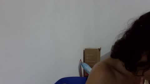 Snapshot of elizabeth_martinez_ chatting on 11/11/25, 06:52 Elizabeth Martinez online show from 11/11/25, 06:52