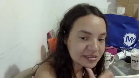 Elizabeth Martinez  online show from 05/21/26, 06:15