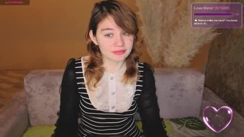 Elizabeth online show from 05/19/26, 01:56
