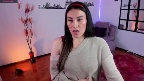 Elizabeth online show from 12/23/24, 05:54