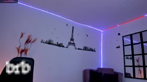 Elizabeth online show from 01/17/25, 09:06