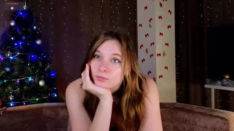 Elizabeth online show from 12/20/25, 01:02