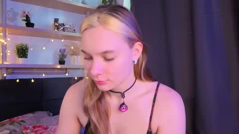 Snapshot of elizabethandersen chatting on 05/02/26, 01:21 Elizabeth online show from 05/02/26, 01:21