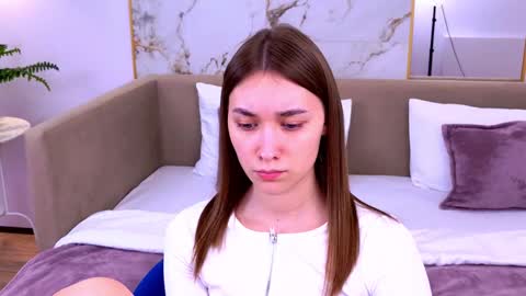 Snapshot of elizabethcash chatting on 02/01/25, 09:19 Elizabeth online show from 02/01/25, 09:19