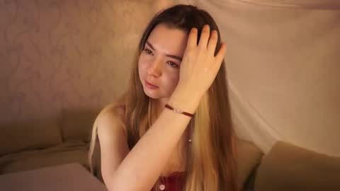 Elizabeth online show from 10/24/25, 04:47