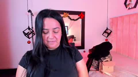 Lucia Vonne online show from 01/07/26, 01:46