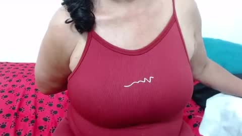 ElizabethMiler online show from 06/14/26, 02:46