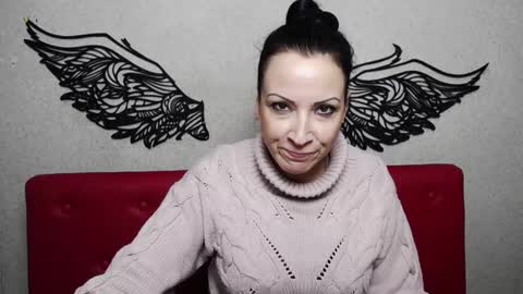 Snapshot of elizabethsho chatting on 02/11/25, 03:18 ElizabethSho online show from 02/11/25, 03:18