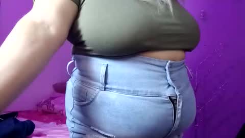 Elizabeth online show from 11/24/25, 12:05