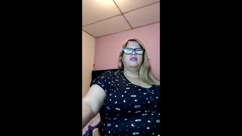 Elizabeth online show from 02/12/26, 10:54