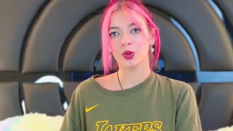 Elizabet online show from 02/10/25, 08:31