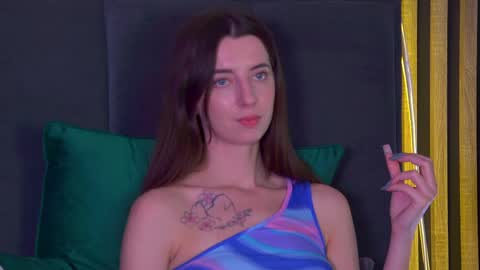 Snapshot of elizabetwilsoon chatting on 01/15/25, 11:21 Elizabet online show from 01/15/25, 11:21