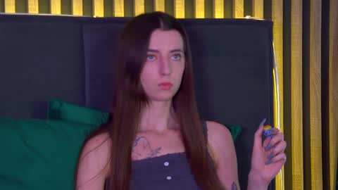 Snapshot of elizabetwilsoon chatting on 01/16/25, 08:22 Elizabet online show from 01/16/25, 08:22