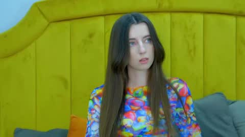 Snapshot of elizabetwilsoon chatting on 01/24/25, 08:34 Elizabet online show from 01/24/25, 08:34