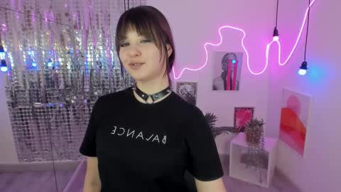Snapshot of elizamild chatting on 03/02/25, 04:42 Eliza online show from 03/02/25, 04:42