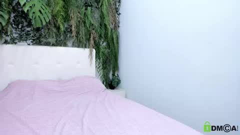 Snapshot of elizanik chatting on 11/07/25, 09:48 Eliza online show from 11/07/25, 09:48