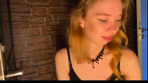 Eliza online show from 07/16/26, 06:25