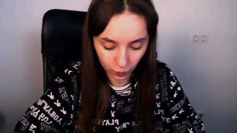 elizsun online show from 11/20/25, 09:09