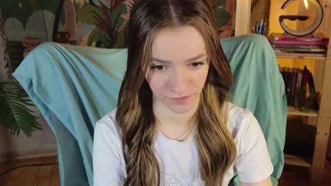 elizzza_ online show from 04/08/26, 05:40