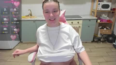 Lina online show from 03/29/26, 09:04