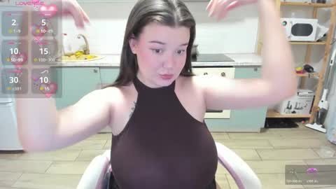 Snapshot of elkapulka chatting on 04/22/26, 12:13 Lina online show from 04/22/26, 12:13