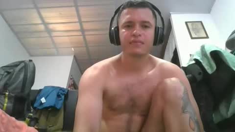 Snapshot of elkinjose182112 chatting on 01/09/26, 07:04 elkinjose182112 online show from 01/09/26, 07:04