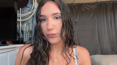 Snapshot of ella2sweet chatting on 06/30/26, 01:12 Ella online show from 06/30/26, 01:12