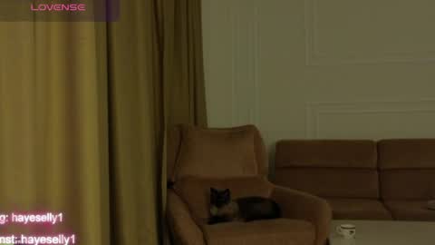 Ella NEXT STREAM 1TH DECEMBER 1200 - 0800 AM AT MOSCOW TIME online show from 04/08/26, 11:27