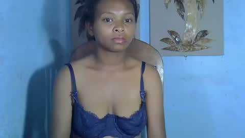 Snapshot of ella_kusih chatting on 01/14/26, 10:32 Kusih online show from 01/14/26, 10:32