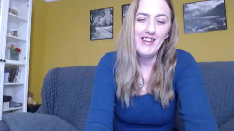 Snapshot of ella_max_live chatting on 03/04/25, 07:08 Ella  Max online show from 03/04/25, 07:08