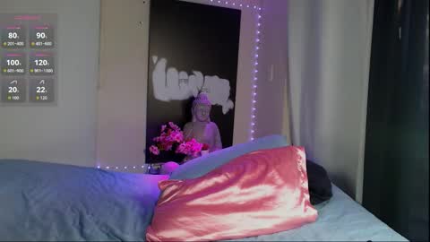 ella_mon online show from 11/22/25, 09:36