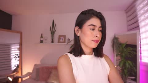 ELLA OWEN online show from 02/09/26, 02:43