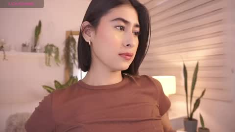 ELLA OWEN online show from 04/14/26, 06:14