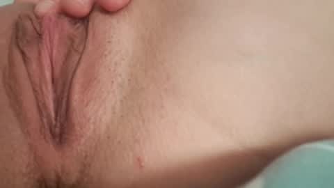 Ella online show from 12/01/25, 12:10