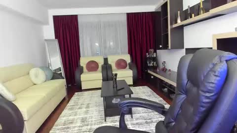 Ella online show from 02/14/26, 11:45