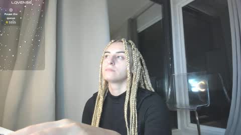 ella_vee online show from 10/24/25, 03:03