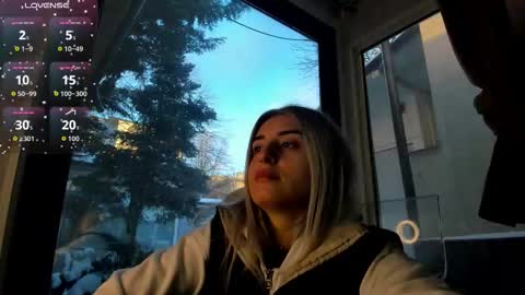 ella_vee online show from 02/03/26, 06:11