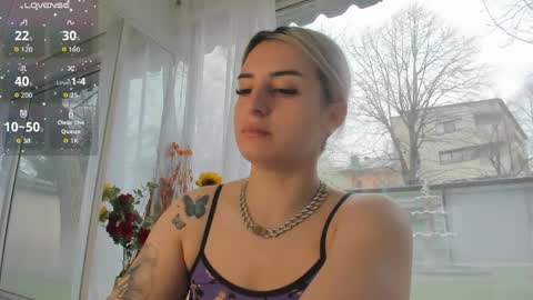 ella_vee online show from 04/01/26, 05:30