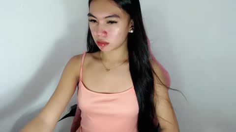 ella_walkerxxx online show from 05/21/26, 11:06
