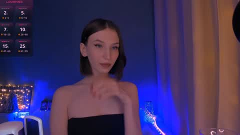 ellaamber online show from 01/12/25, 02:45