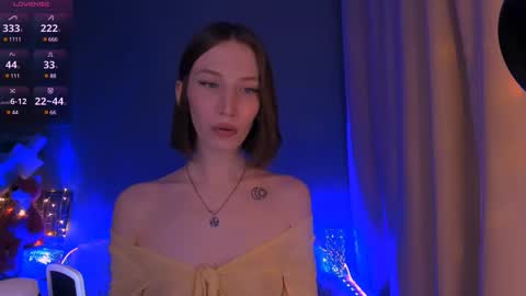 ellaamber online show from 03/10/25, 01:12