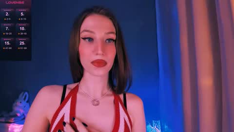 ellaamber online show from 12/14/25, 10:36