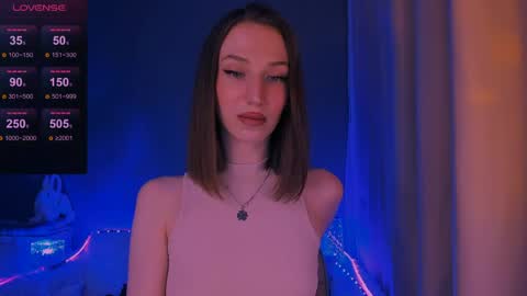 ellaamber online show from 03/28/26, 06:46