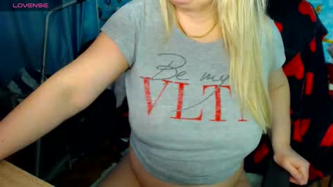  IsaBella  online show from 02/14/26, 11:56