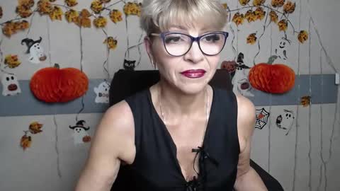 EllaBonito online show from 11/15/25, 06:33