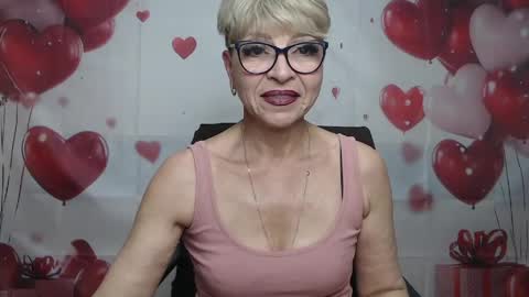 Snapshot of ellabonito chatting on 05/14/26, 05:36 EllaBonito online show from 05/14/26, 05:36